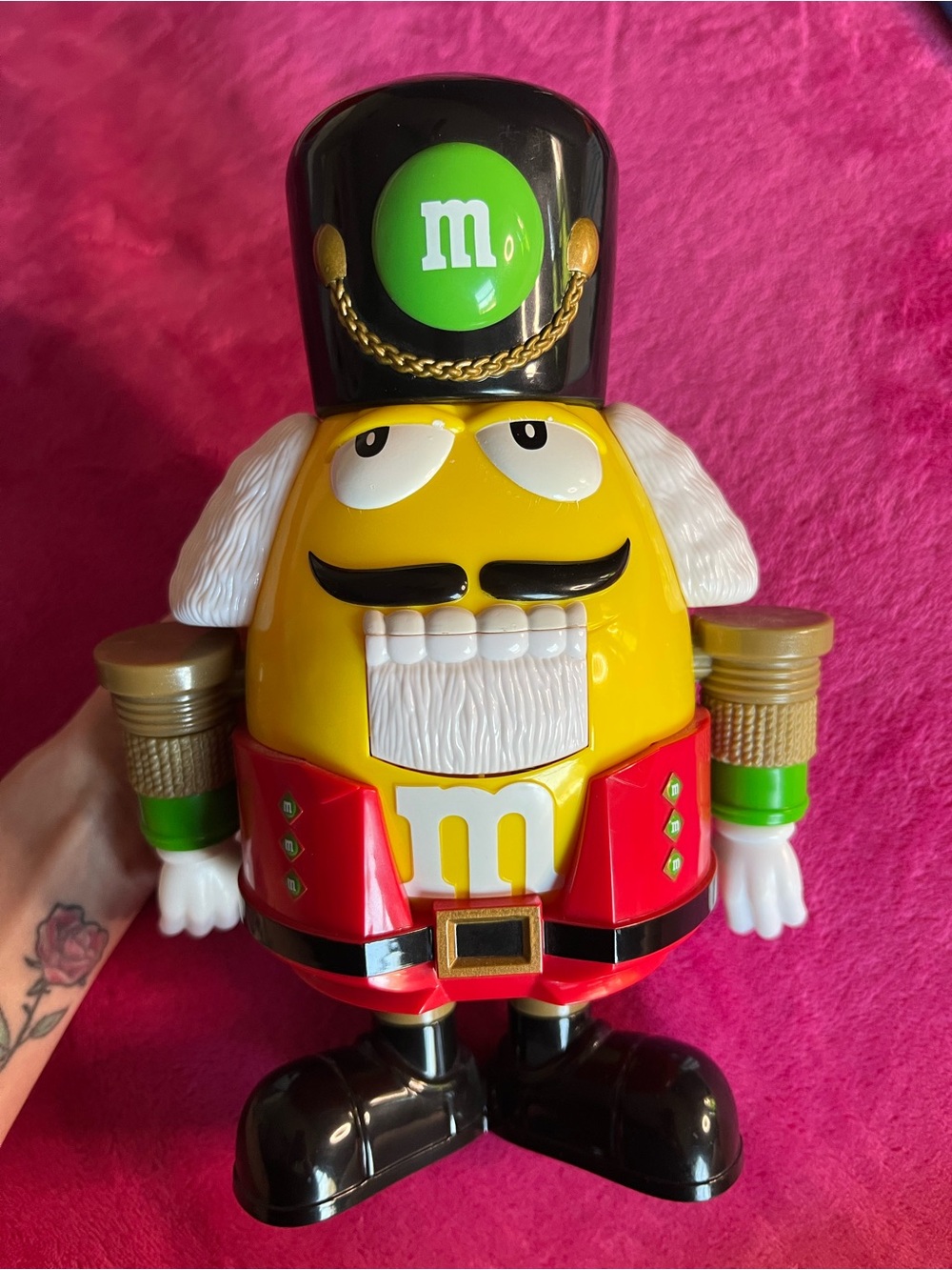 2009 M&M’s Yellow Nutcracker Candy Dispenser 10”